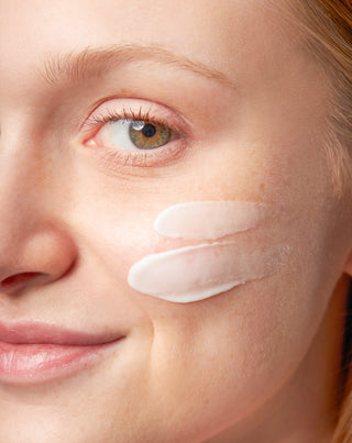 Подхранващ крем за суха и уморена кожа със зелен чай и алое вера, Mel Skin - 2