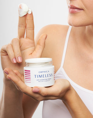 Дневен крем с филтър SPF 20 с троен ефект против бръчки Timeless Orphica Clinic - 2
