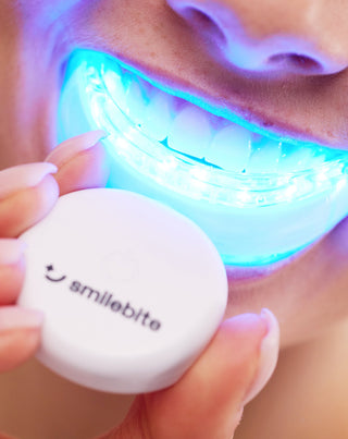 Smilebite Light & Bright Комплект за избелване на зъби LED лампа + Whitesmile Serum™ - 2
